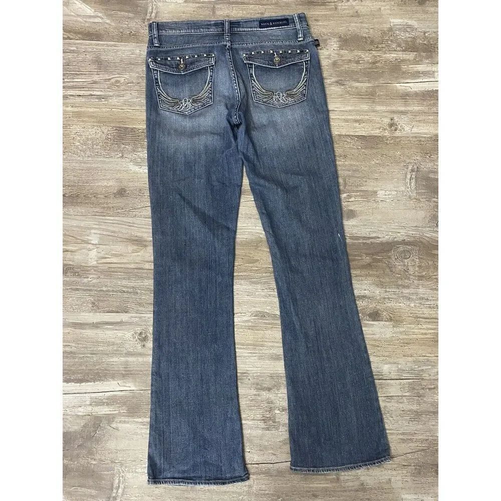 Rock & Republic Kasandra Flared Jeans Studded Embroidered Women’s Size 8M